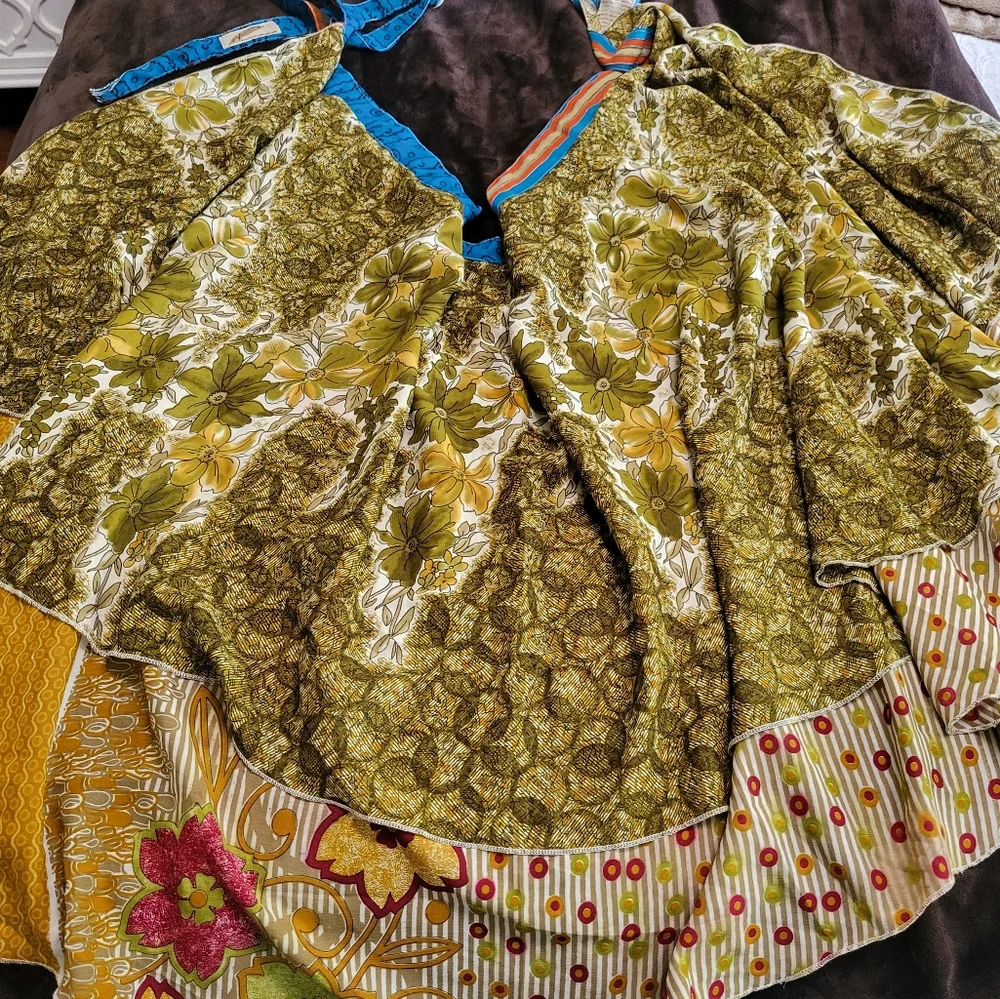 Kariza Yellow and Green A-Line Midi Skirt Or Beach Cover - Picture 10 of 16